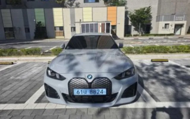 수원중고차할부조건 i4 eDrive 40 매물 사진 16 - 2026/06 13,306km
